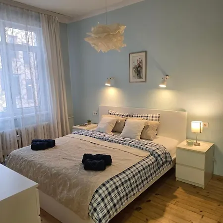 Cozy & Stylish In The Heart Of София