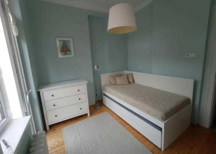 Cozy & Stylish In The Heart Of アパート ソフィア