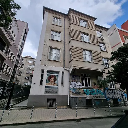 Cozy & Stylish In The Heart Of Appartement